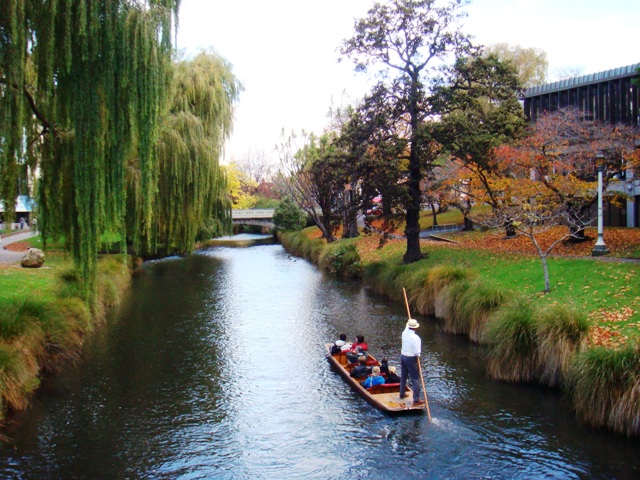 Record $1.24bn summer for Christchurch