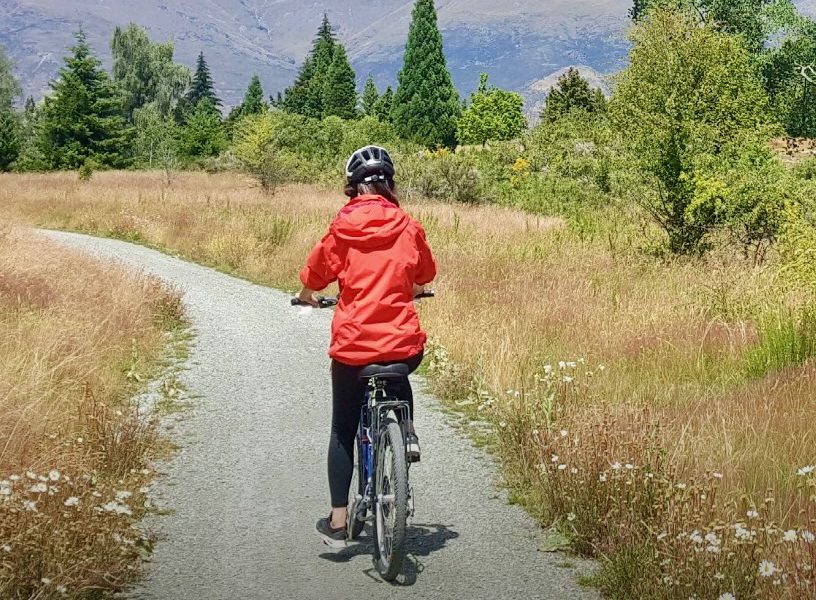Election 2023: Nats pledge new Great Walk, better access to workers in $22m tourism commitment