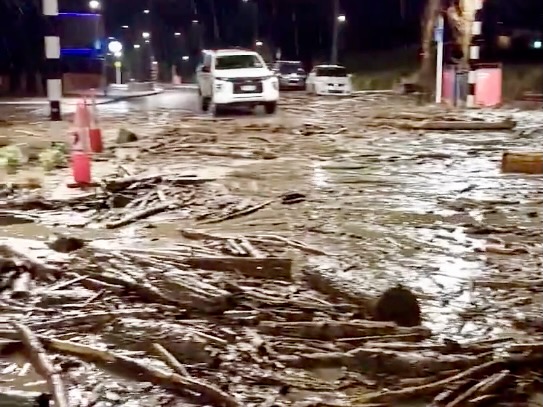 Video: Wild weather hits DOC network, slash sweeps into upper Queenstown