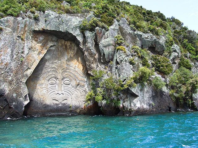 Taupō operators fear for future under new lake licence plans