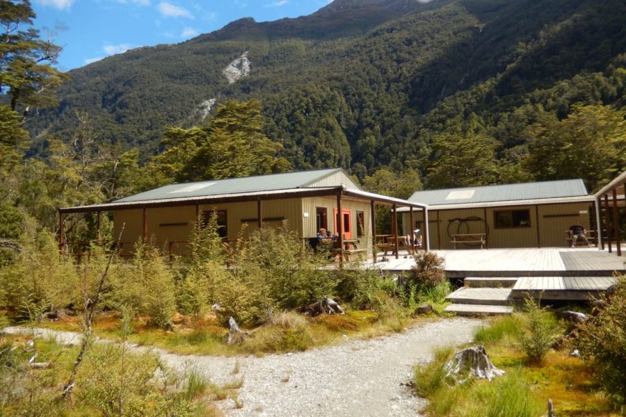 Great Walk bookings dip but demand strong with internationals growing – DOC