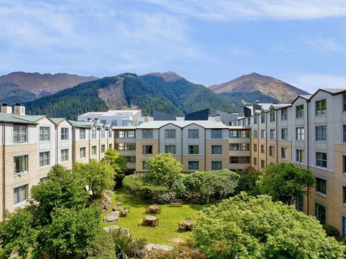 Weekly hotel results: Queenstown slides as ski season ends