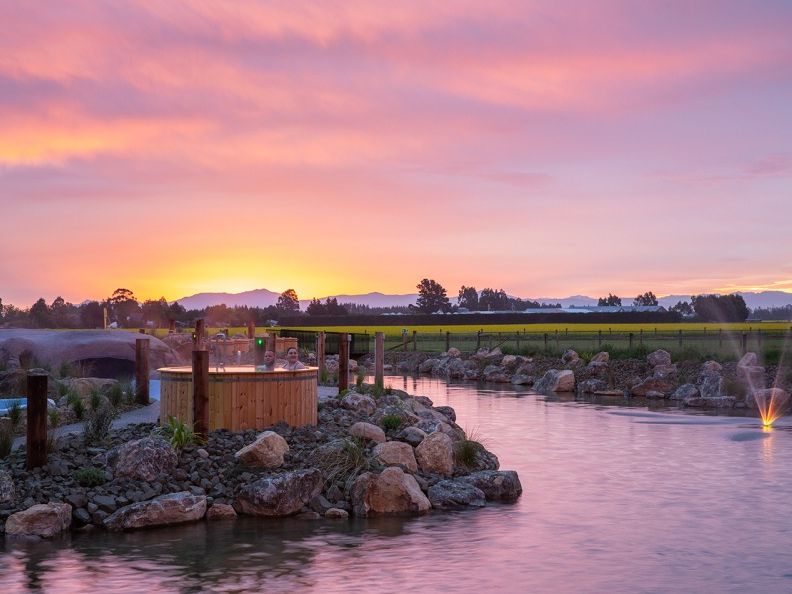 Off the slopes and in for a soak: Ski a boon for new attraction