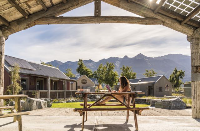 HPNZ 2021: Camp Glenorchy wins Spirit of Hospitality award