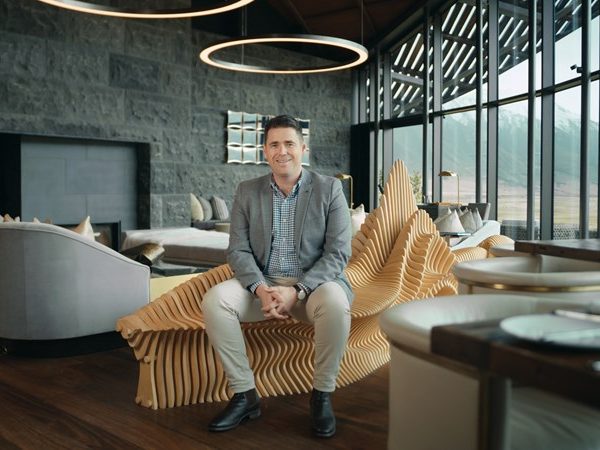 US connectivity strengthening ultra-luxury demand – Lindis Group